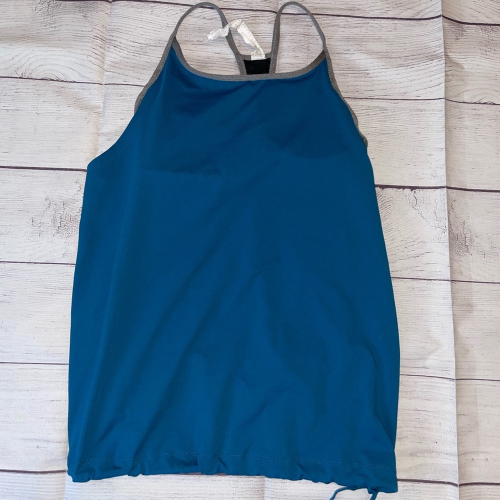 Women's Fabletics Built in Bra Tank Top